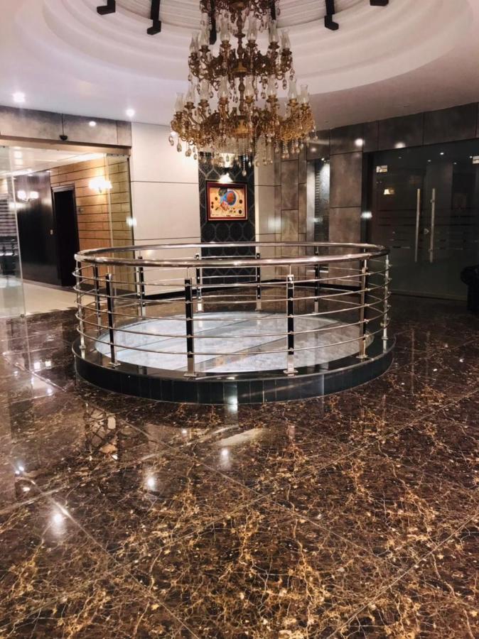 Royaute Luxury Hotel Sialkot Buitenkant foto